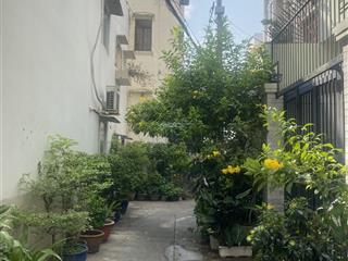 Bán nhà  thích quảng đức  phú nhuận  52 m2  5 tầng  9.4 tỷ ,