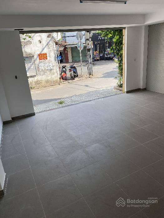 Siêu phẩm phú nhuận nhỉnh 33 tỷ ngang 6.6m 5 tầng thang máy nhà mới ở ngay
