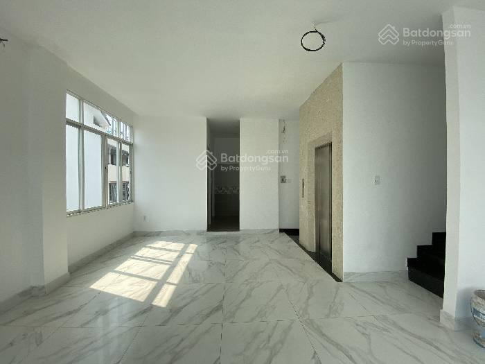 Siêu phẩm phú nhuận nhỉnh 33 tỷ ngang 6.6m 5 tầng thang máy nhà mới ở ngay