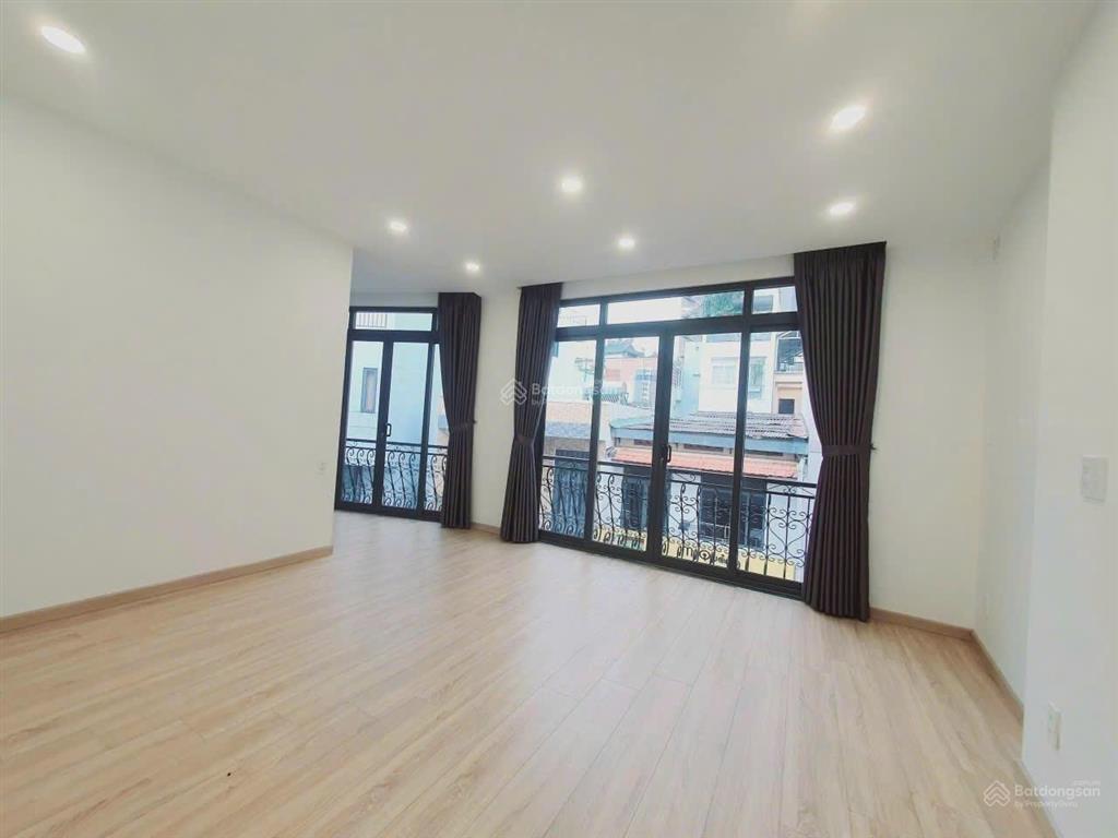 Bán nhà  thích quảng đức phú nhuận  66 m2  4 tầng  8.5 tỷ ,