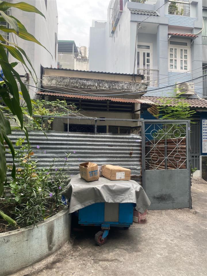 Huỳnh văn bánh  cách mặt tiền 50 m  87 m2  tiện xây mới  chỉ 8.9 tỷ (tl)