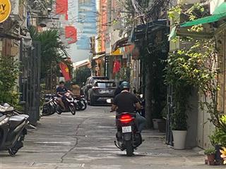 Bán nhà phú nhuận ngang 5m 5 tầng 2 mặt hẻm chỉ 9 tỷ,