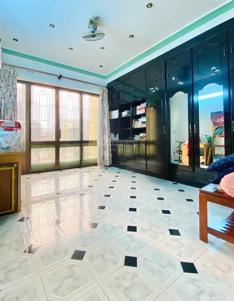 Bán nhà đường nguyễn đình chính, 72m, 4 tầng, chỉ 9,9 tỷ, (tl)