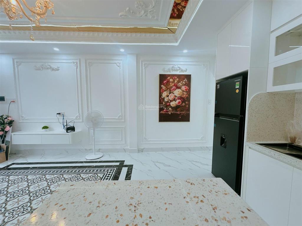 Nhà đẹp phú nhuận nội thất tân cổ điển chỉ xách vali vào ở, 7.6 tỷ,