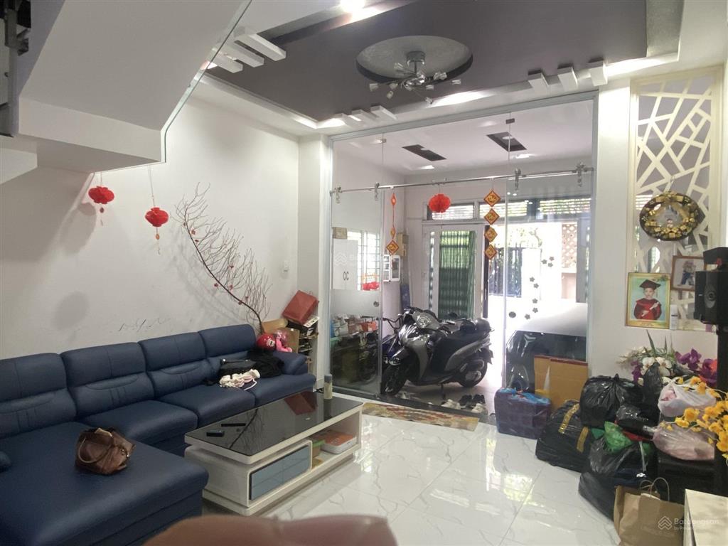 Bán nhà lê văn sỹ, phú nhuận  nhà 4 tầng hoàn công đủ  ngang 4.5m chỉ 9.3 tỷ