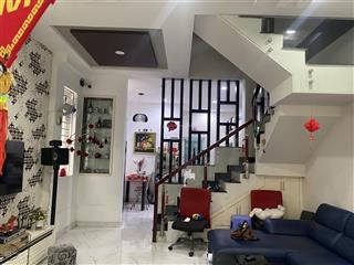 Bán nhà lê văn sỹ phú nhuận  nhà 4 tầng hoàn công đủ ngang 4.5m chỉ 9.4 tỷ