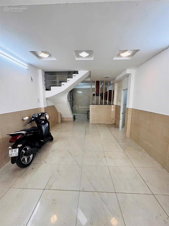 Bán nhà 5 tầng ngay nguyễn đình chiểu quận 3 35m2 7.7 tỷ