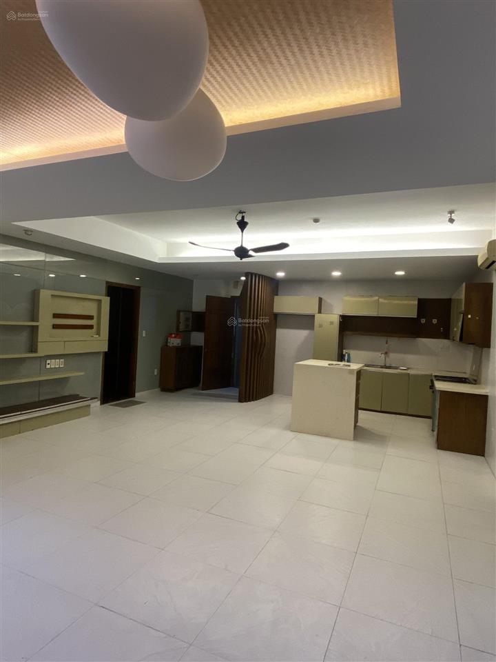 Bán căn hộ chung cư h2  hoàng diệu  quận 4  130 m2  chỉ 8,5 tỷ (tl)