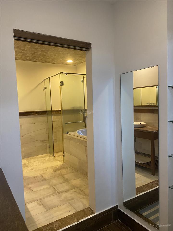Bán căn hộ chung cư h2  hoàng diệu  quận 4  130 m2  chỉ 8,5 tỷ (tl)