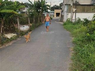 Chính chủ cần ra gấp lô đất đẹp dt 90m2 cách chợ bến lớn chỉ 2km  sổ hồng riêng