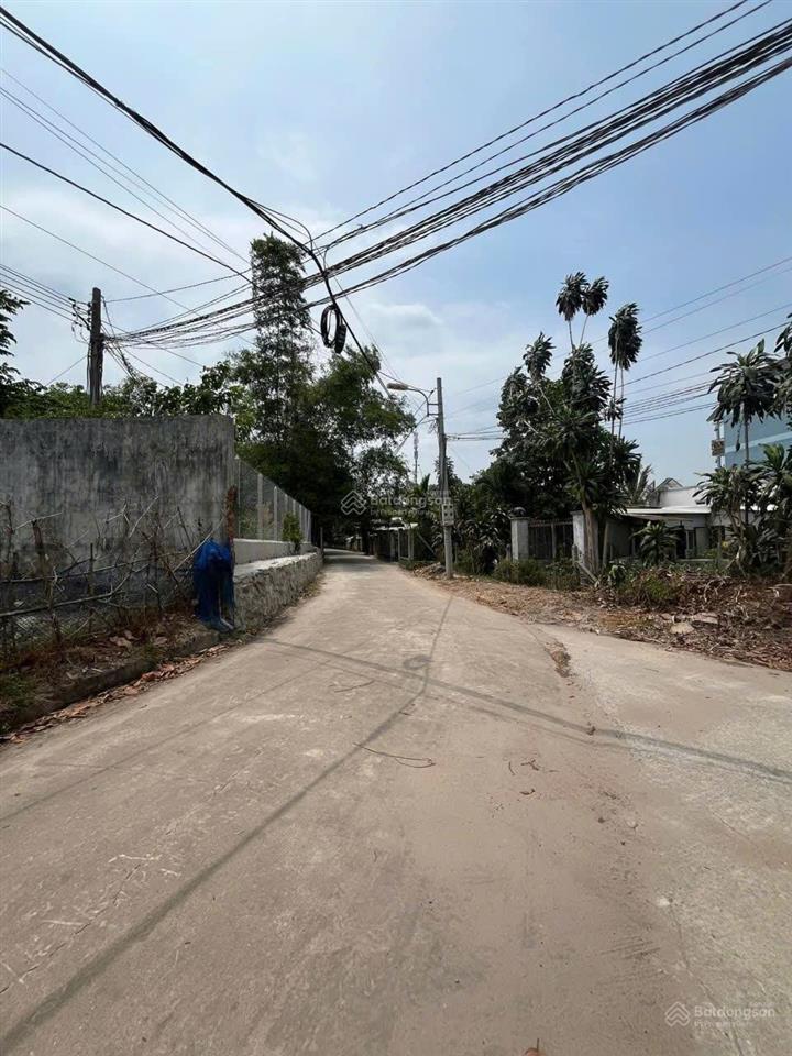 Chính chủ cần ra gấp lô đất đẹp dt 130m2 ngay huỳnh thị hiếu tân an thủ dầu một  sổ hồng riêng