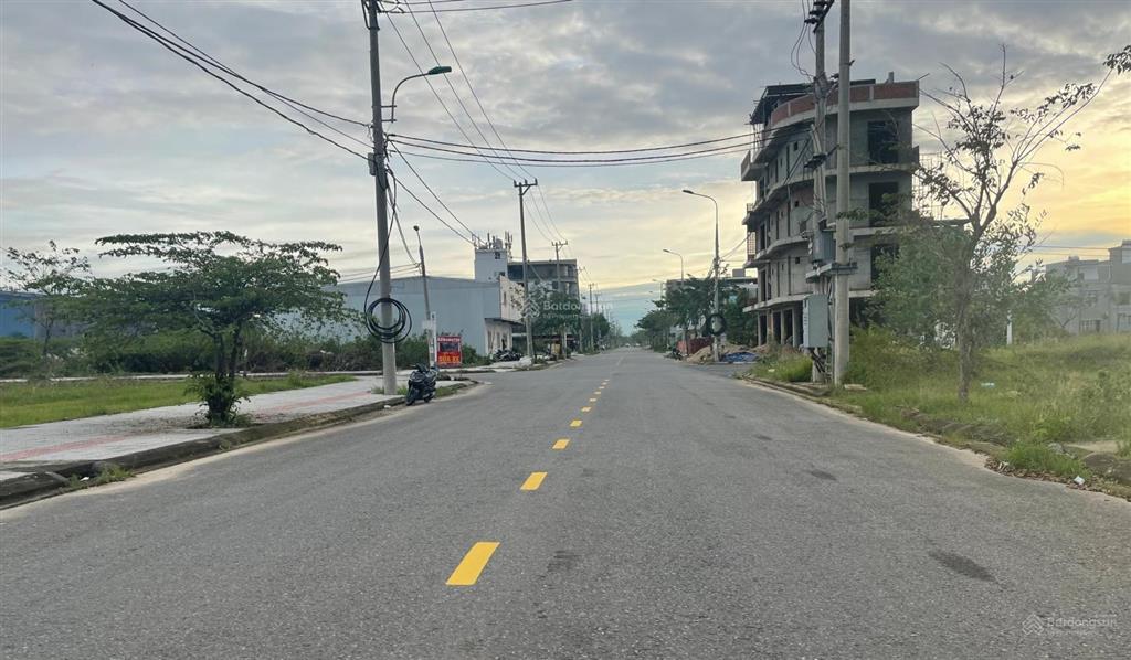 Bán đất tại bờ quan 9, 6,9 tỷ, 100m2, pháp lý đầy đủ, mặt tiền 5m