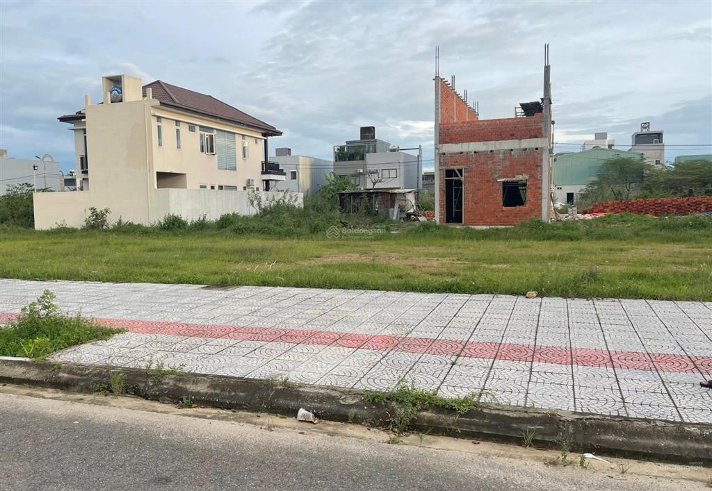 Bán đất tại bờ quan 9, 6,9 tỷ, 100m2, pháp lý đầy đủ, mặt tiền 5m