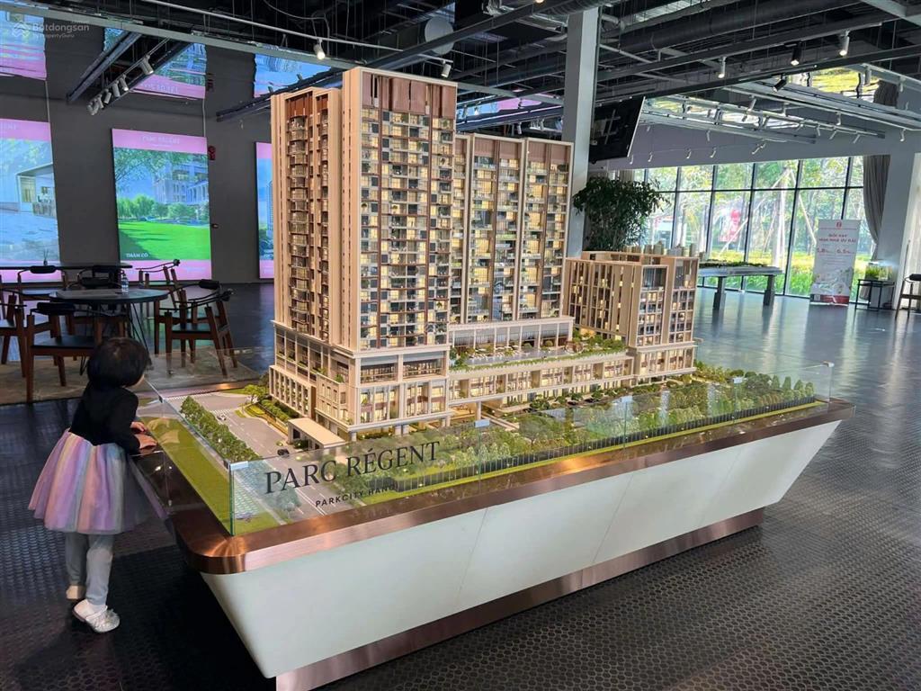 Cắt lỗ! bán nhanh căn 2 phòng ngủ 111m2 parc regent park city giá 112,61tr/m2