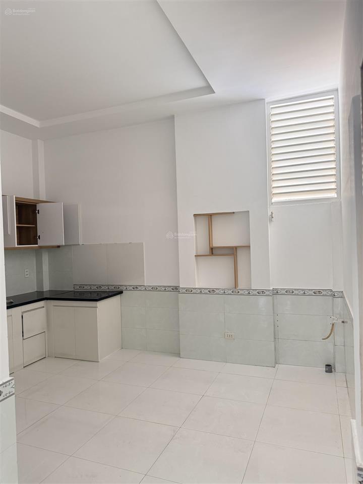 Siêu hiếm bán nhà lô góc hẽm 7m xe tải | 68m2 | đường lâm thị hố quận 12.