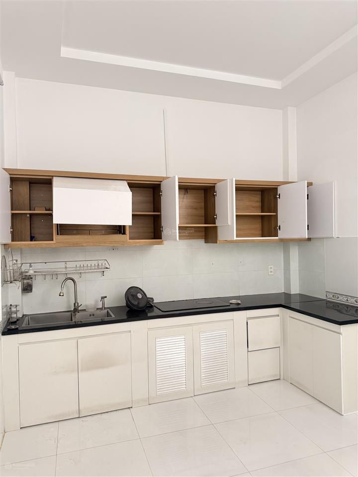 Siêu hiếm bán nhà lô góc hẽm 7m xe tải | 68m2 | đường lâm thị hố quận 12.