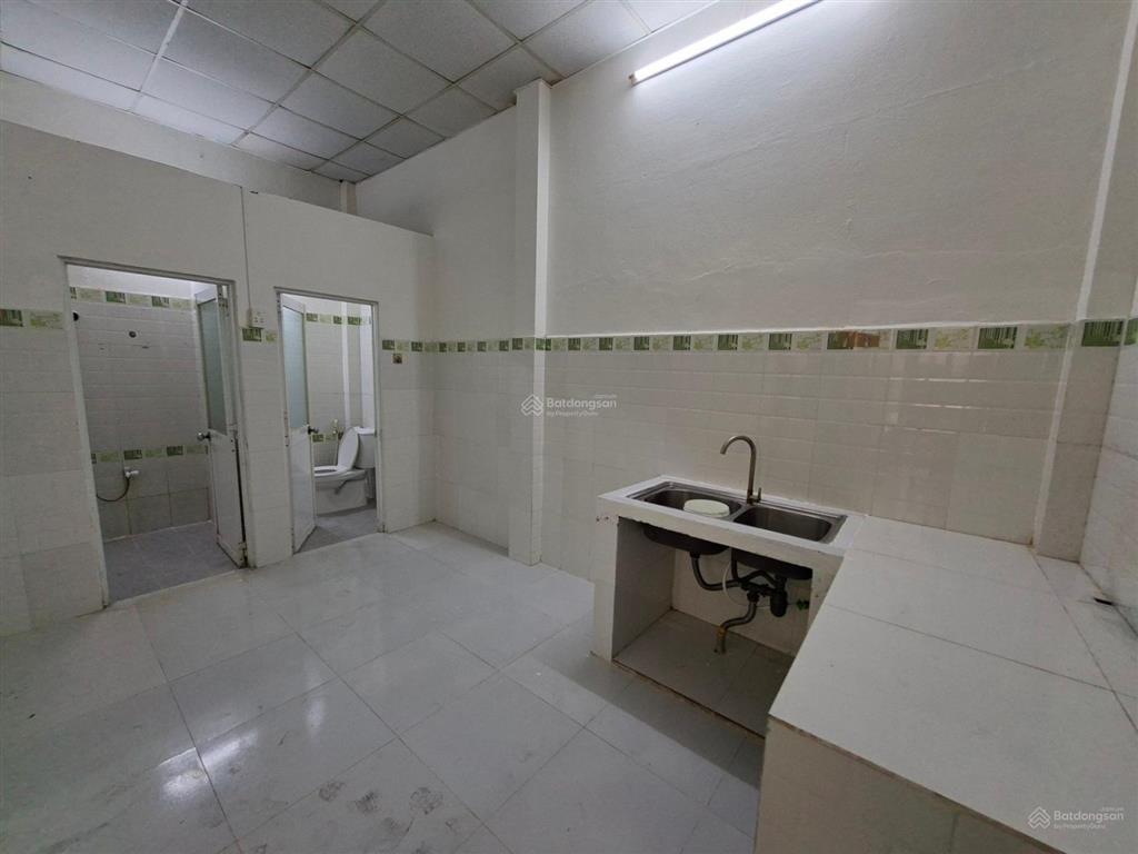 Mặt tiền kinh doanh xuân thới sơn (108m2)