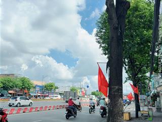 Giá rất tốt bán nhà  đường trường chinh ngay chân cầu vượt an sương. 100m².
