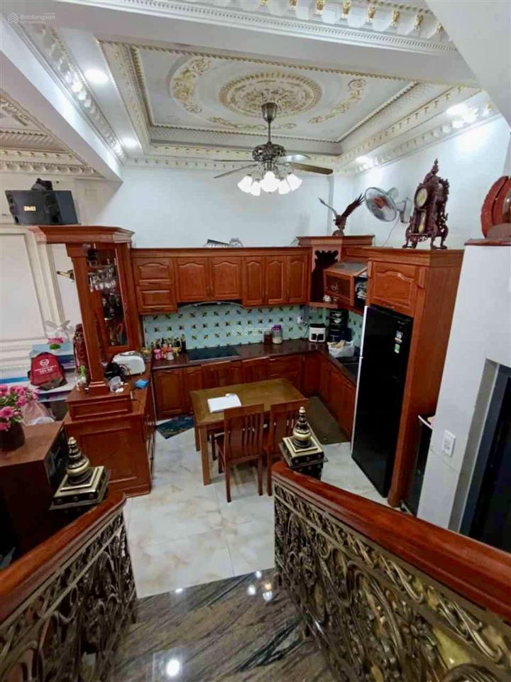 Hiếm mặt tiền kd (vip)  đường trần văn mười, hóc môn  88m  3tầng  gần chợ chữ s