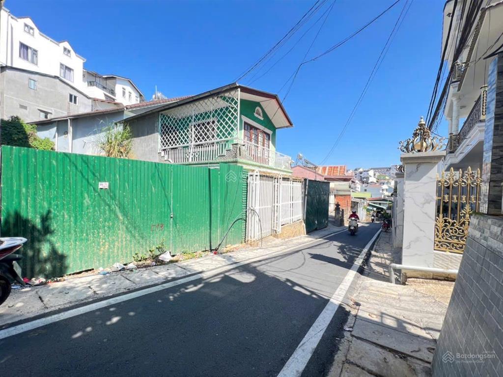 Bán đất srxd đường oto đào duy từ phường 4 đà lạt.