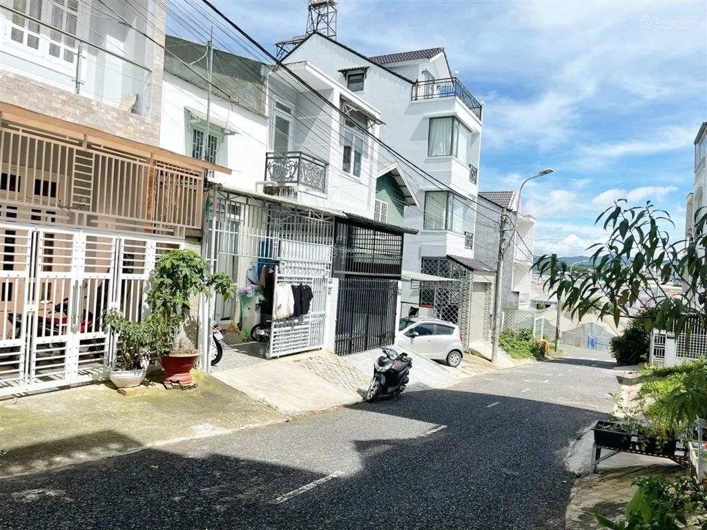 Bán nhà lầu srxd hoàn công kqh trần anh tông phường 8 đà lạt