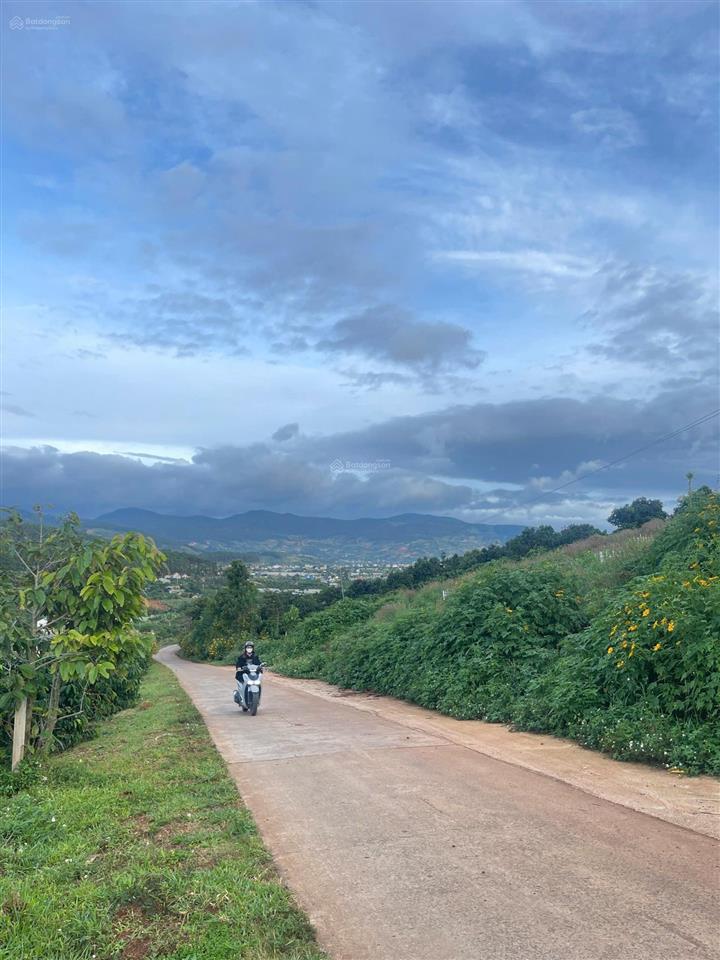 Siêu phẩm đất giáp thông view đẹp nghỉ dưỡng mê linh ven đà lạt
