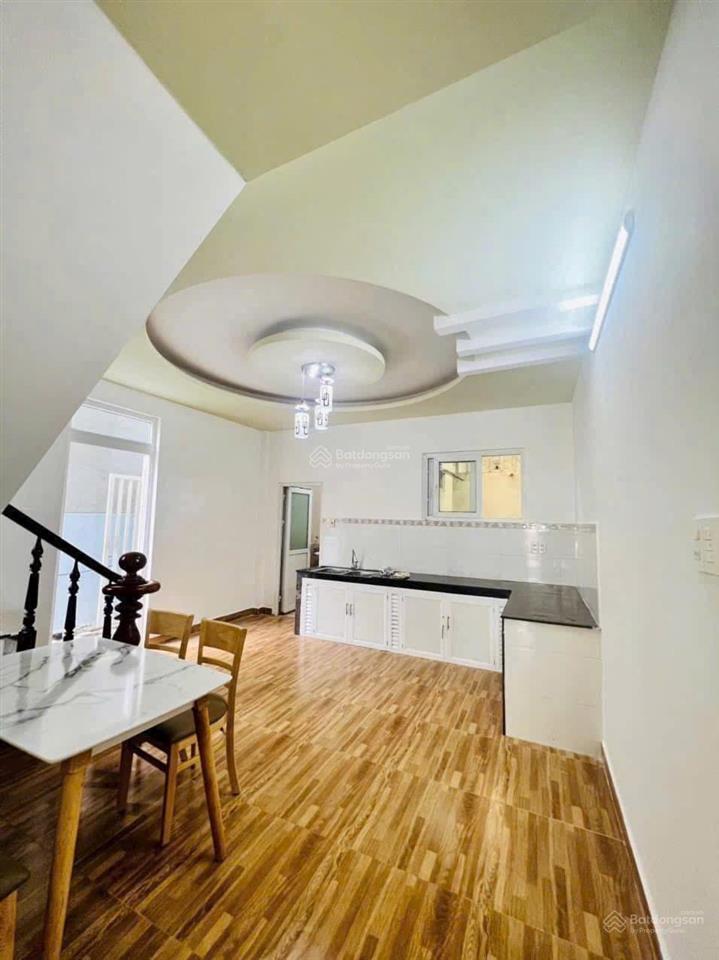 Cần bán nhà lầu 240m2 nguyễn an ninh p6 đl giá tốt