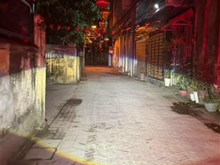 Bán đất tại đông ngạc, giá 118 triệu / m2, 243 m2, đầu tư xây dòng tiền, chia lô