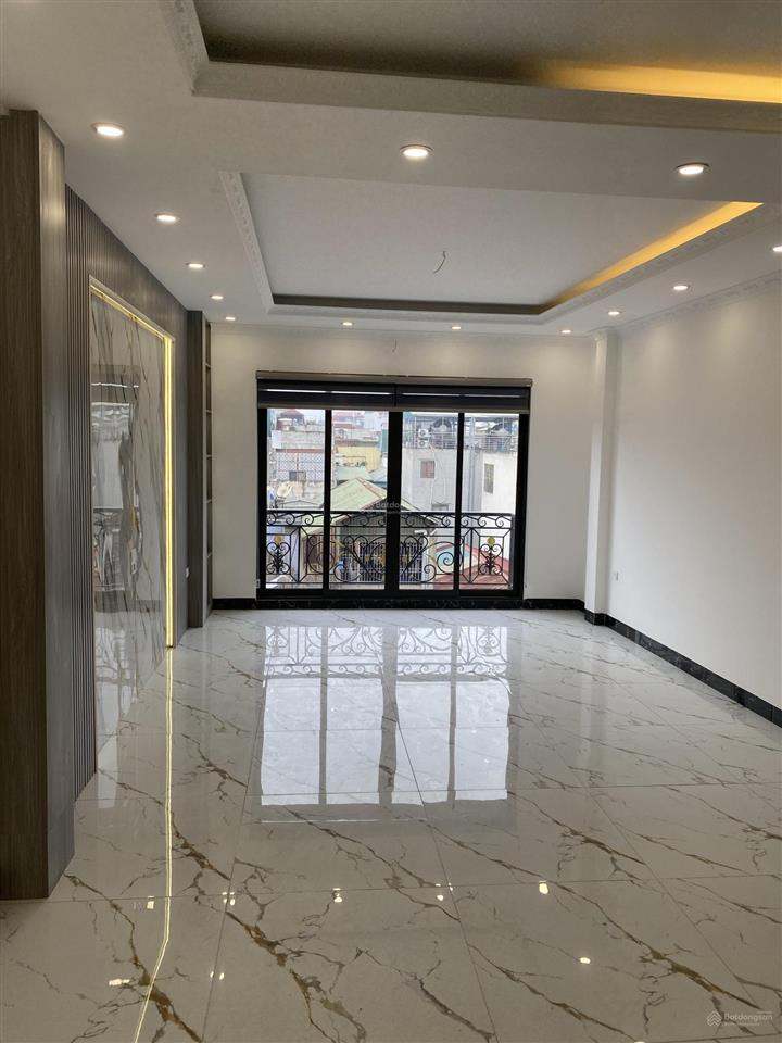 Bán nhà mới 6 tầng, diện tích 50m² tại đường dương văn bé thang máy, ô tô tránh, full nội thất
