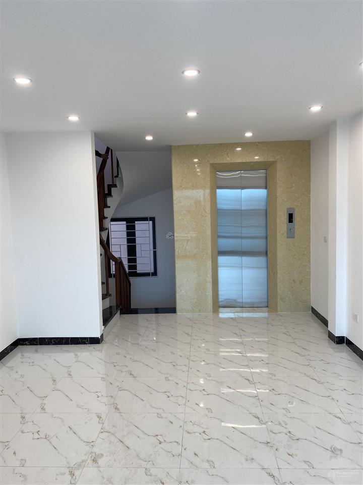Bán nhà mới 6 tầng, diện tích 50m² tại đường dương văn bé thang máy, ô tô tránh, full nội thất