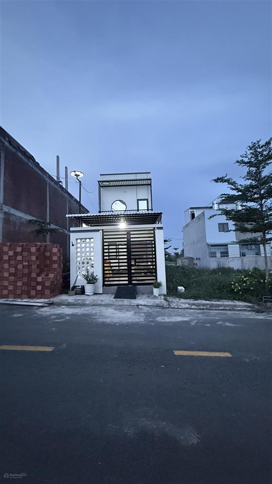Nhà mới full nội thất cần bán vì dọn về sài gòn