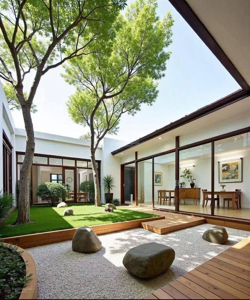 Chủ cần tiền bán khu nhà vườn quy mô lớn khu long trường  dt hơn 2000m2 giá bán chỉ 75 tỷ