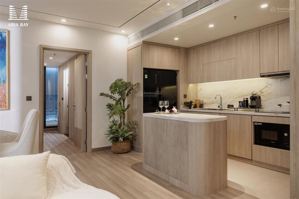 Bán condotel aria bay tower, 2,45 tỷ, 32 m2, 1pn, 1wc, giá cực chất