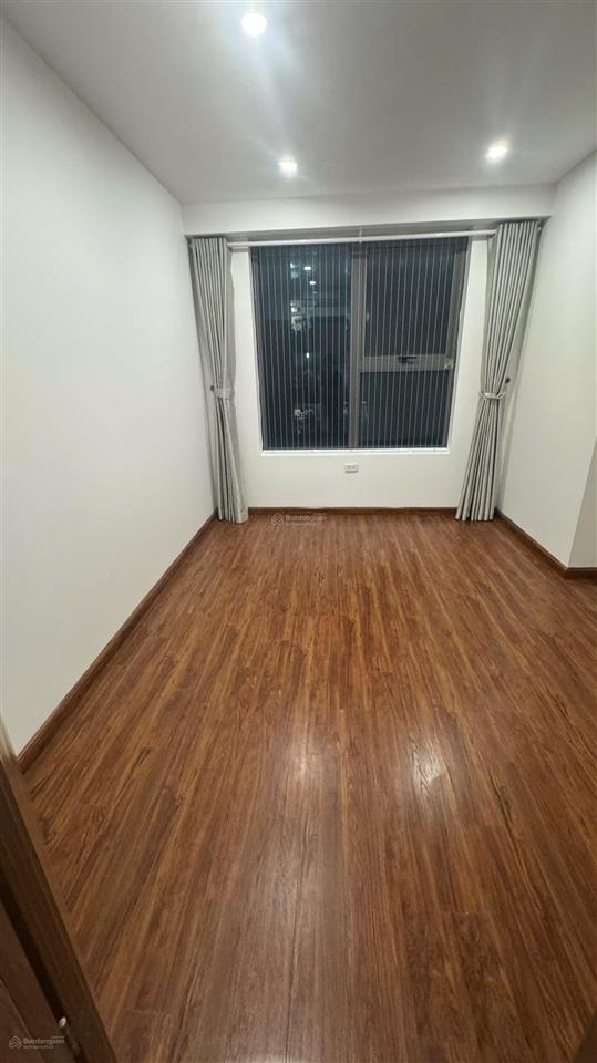 Hiếm! bán gấp 3n 2vs 92m2, full nội thất, ban công đông nam toà b1 sky central, giá 9 tỷ có tl