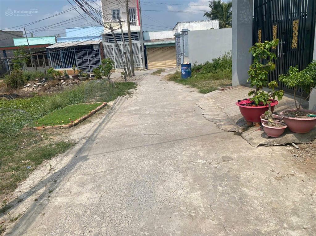 Bán lô đất 2 mt 5 x 18,5 giá 999tr ngay đường tỉnh lộ 10 đi vào 30m 0938 192 ***