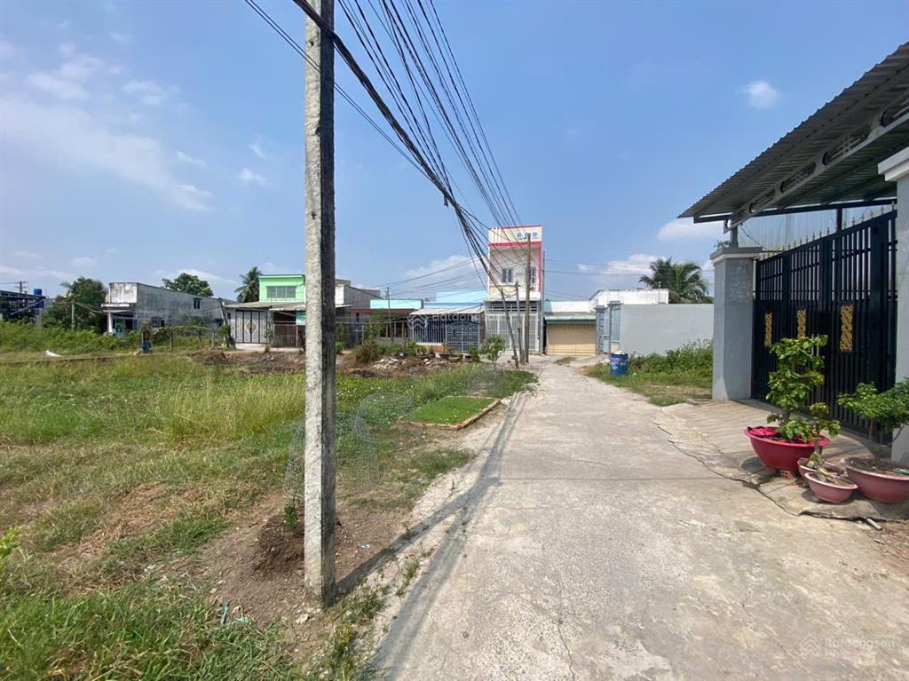 Bán lô đất 2 mt 5 x 18,5 giá 999tr ngay đường tỉnh lộ 10 đi vào 30m 0938 192 ***