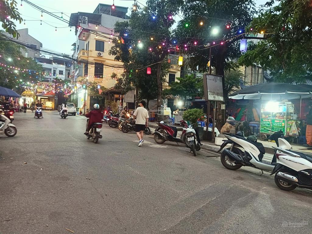 Bán nhà vạn phúc hà đông, 7,96 tỷ10m ô tô