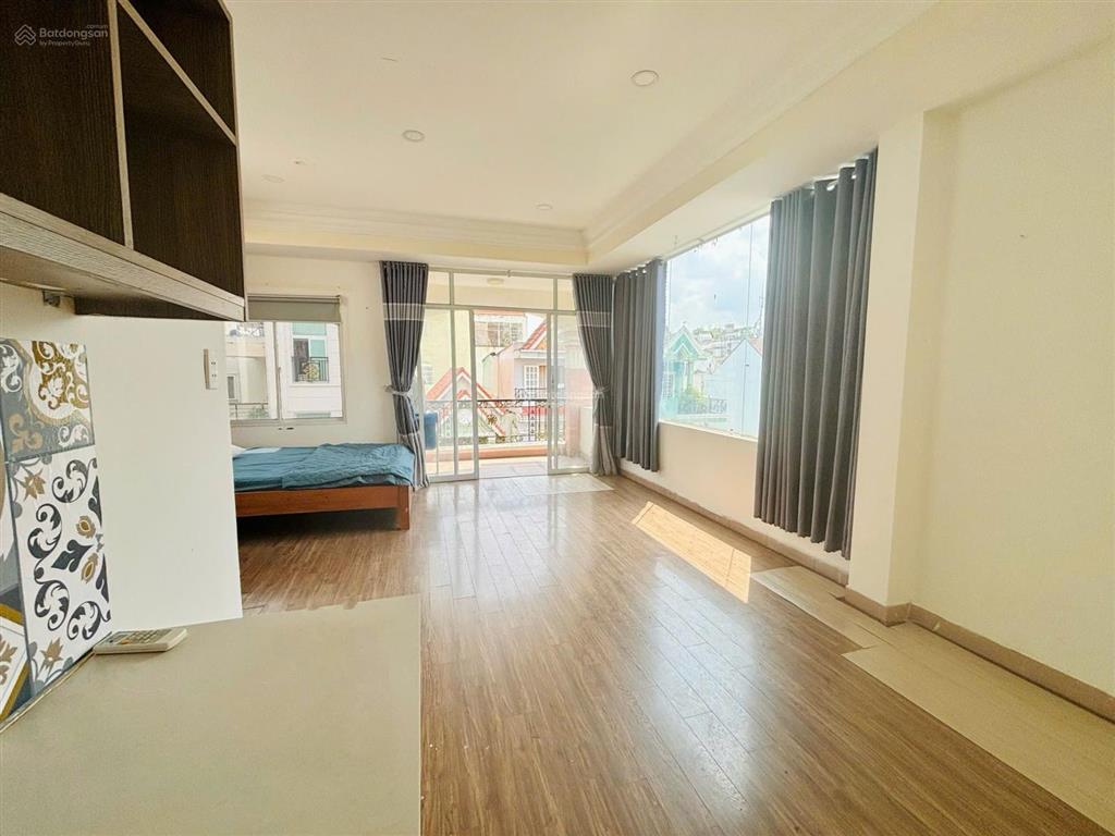 Cho thuê căn hộ mini gần công viên hoàng văn thụ / lăng cha cả  full nội thất, cửa sổ thoáng