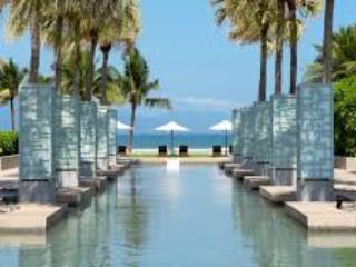 Bán căn hộ 1 phòng ngủ 80m2  mặt biển giá tốt nhất thị trường