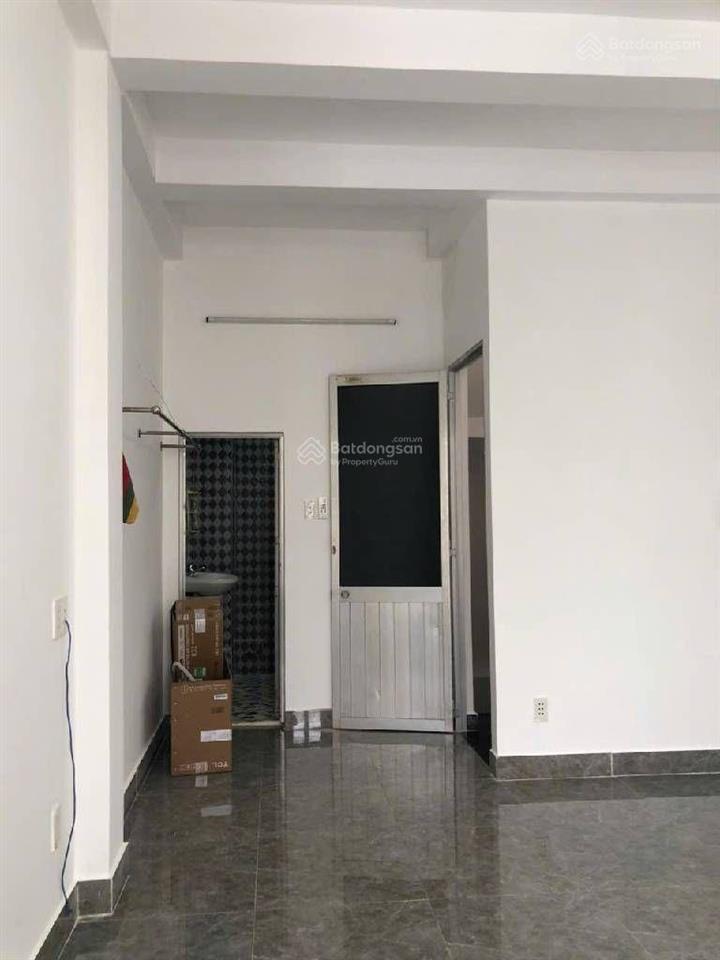 Nhà mới  bình tiên  hxh  ngang 4m  3 tầng  5pn, 5wc  5 tỷ  quận 6  giáp quận 5 .