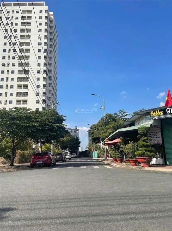 Cần bán đất 78m2 giá 1 tỷ 850 trong khu nhà ở phúc đạt, gần kcn vsip 1, đường nhựa 7m, sẵn sổ