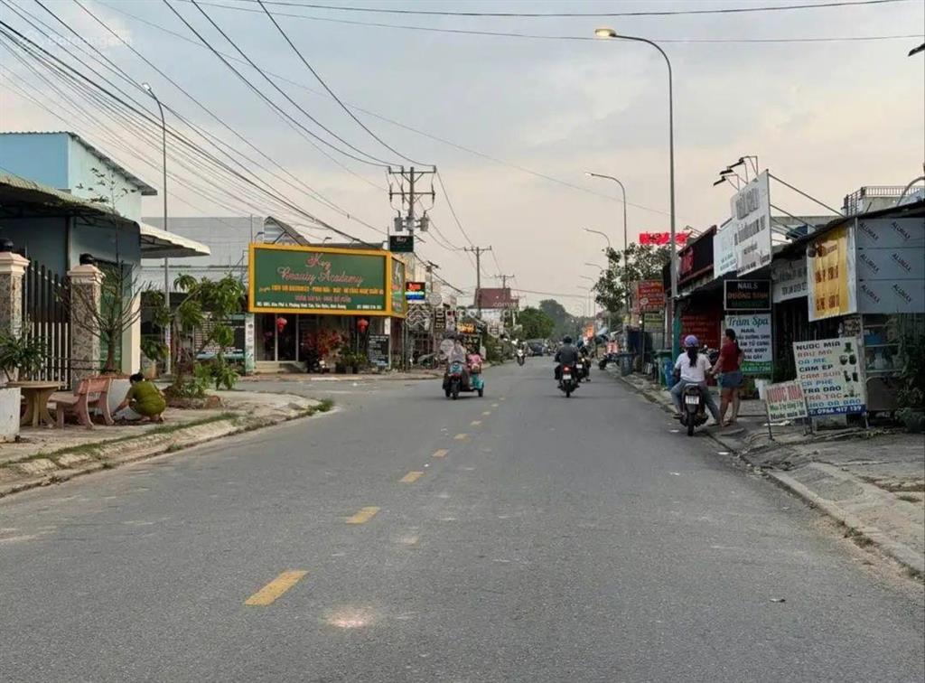 Bán trọ 150m2 mặt tiền đường db5 trong kcn vsip 2, thu nhập 9tr/tháng, sẵn sổ