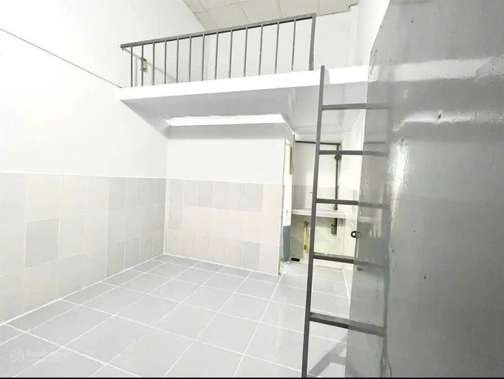 Cần bán dãy trọ 149m2 đường nl19 giá 1 tỷ 390, gần chợ kcn mỹ phước 3, thu nhập 7tr/ tháng, sẵn sổ