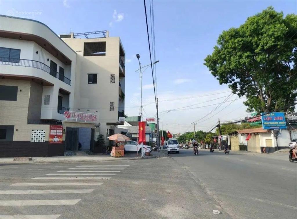 Chủ cần bán lô đất đẹp sát chợ búng 92m2 giá 1 tỷ 890 đường nhựa n1 rộng 8m, sẵn sổ