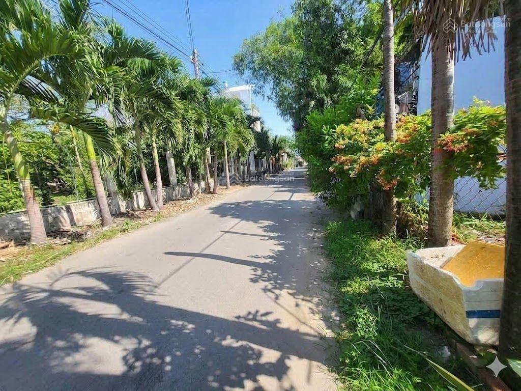 Chủ gửi bán lô đất đẹp trung tâm lái thiêu 100m2 mặt tiền đường 70, shr