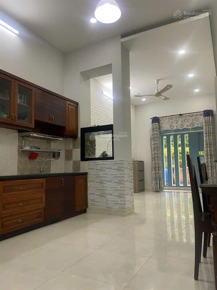 Bán nhà bình chánh gần quốc lộ 1a 80m, đang cho thuê 7tr/ tháng, hẻm xe ba gác, shr