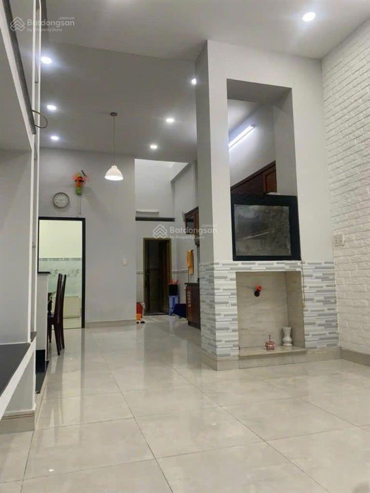 Bán nhà bình chánh gần quốc lộ 1a 80m, đang cho thuê 7tr/ tháng, hẻm xe ba gác, shr