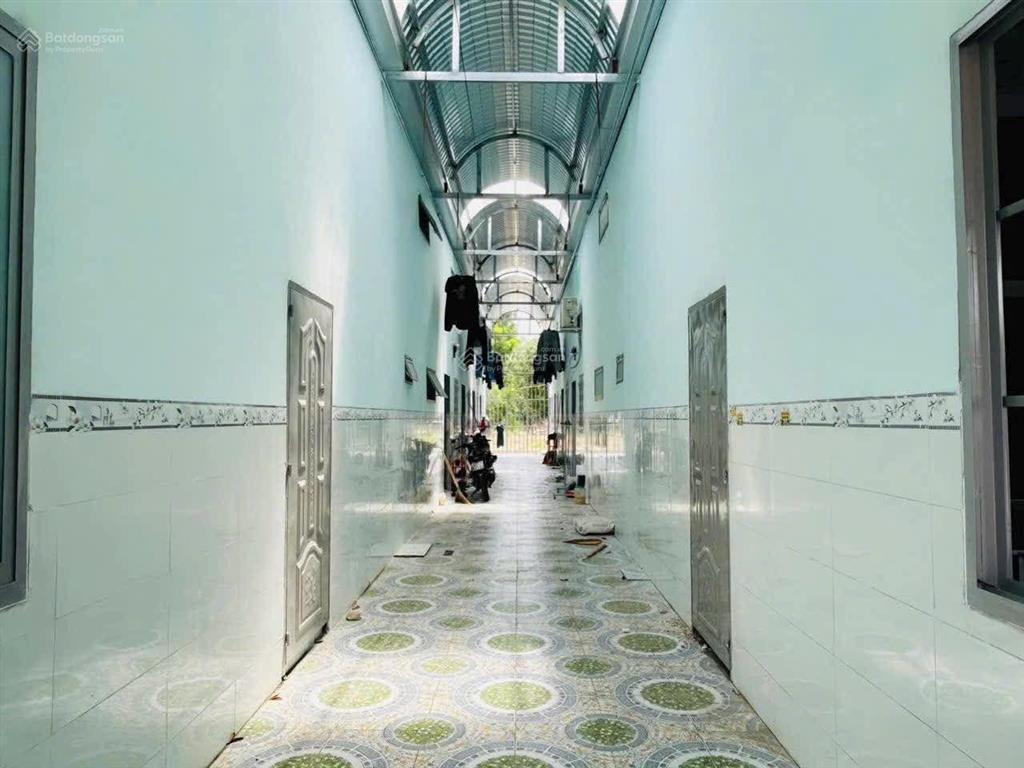 Bán dãy trọ 150m2 gần kcn mỹ phước 3, đường nl4, thu nhập 10 triệu/tháng, sổ sẵn