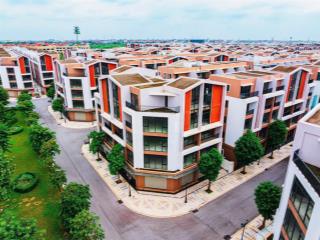 Căn shophouse góc với diện tích xây dựng cực kì lớn lên tới 534m2  nằm trên trục đường 25m