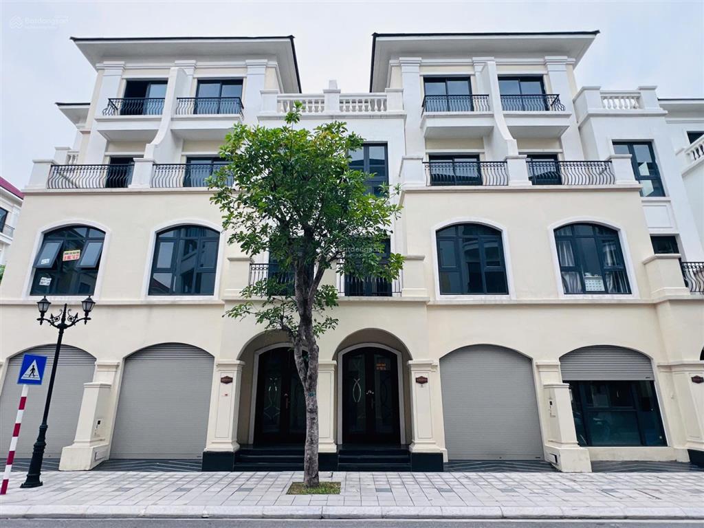 Biệt thự san hô  có gara oto  hướng đông nam  định nghĩa về một tổ ấm !